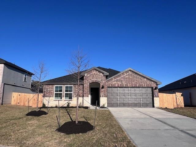1005 Bluegill Ln, Alvin, Texas image 1