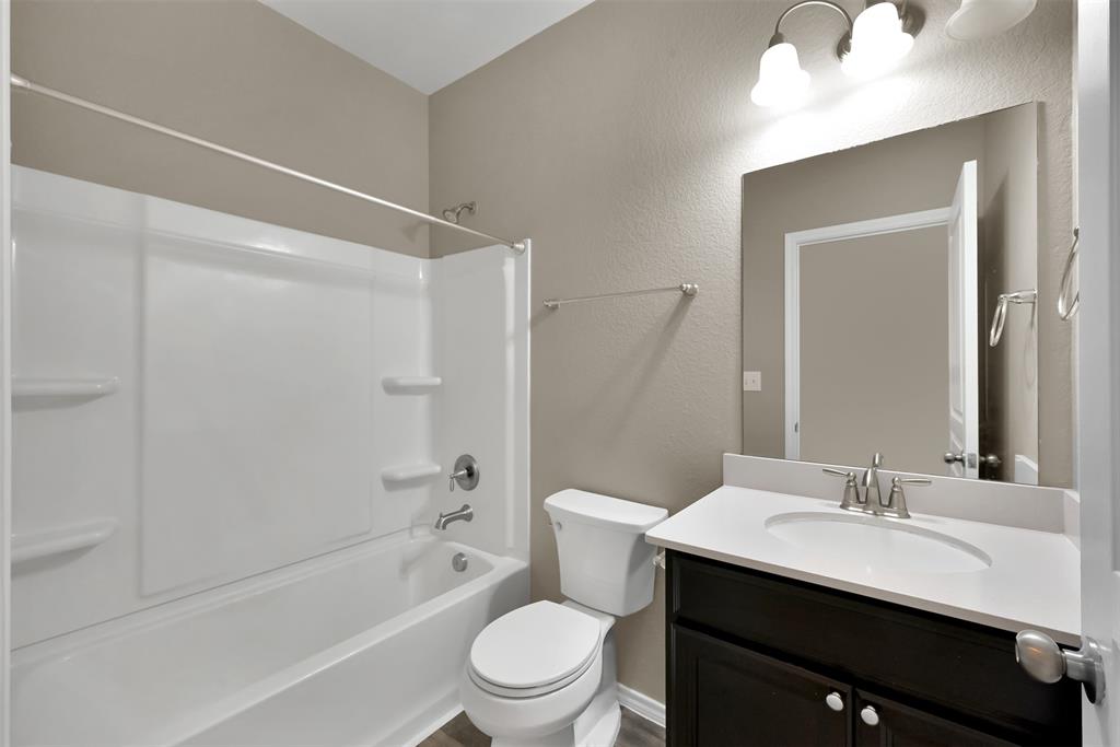 2015 Lost Timbers Drive, Conroe, Texas image 15