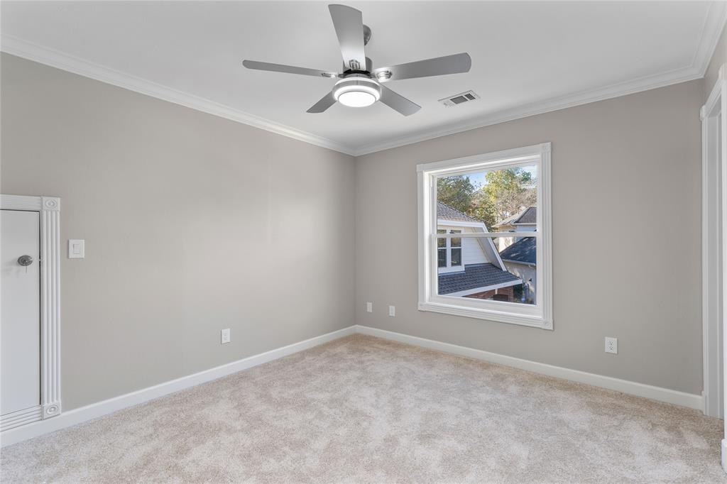 6627 Butler Oaks Court, Spring, Texas image 30