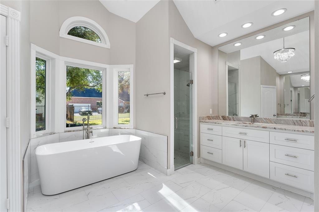 6627 Butler Oaks Court, Spring, Texas image 19