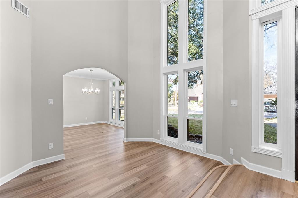 6627 Butler Oaks Court, Spring, Texas image 11