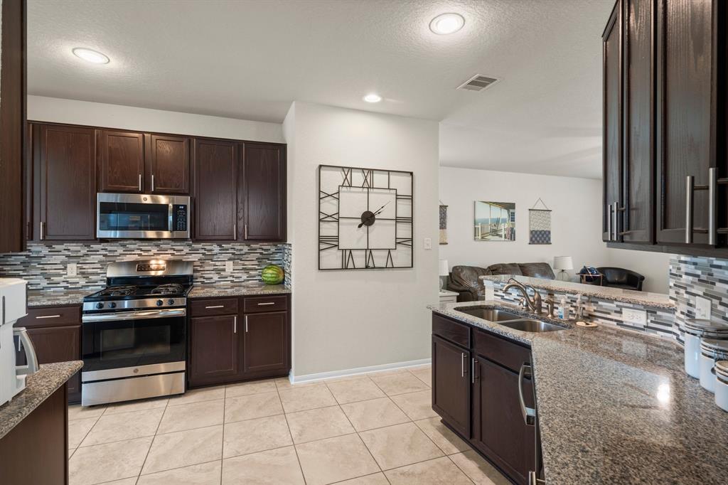10606 Chestnut Pathway Way, Tomball, Texas image 12