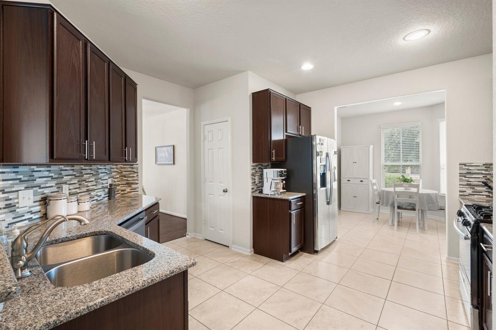 10606 Chestnut Pathway Way, Tomball, Texas image 10