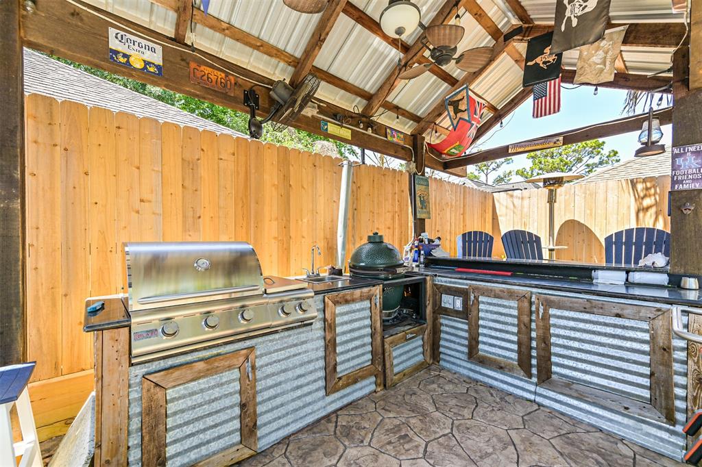 2102 Limrick Drive, Pearland, Texas image 37