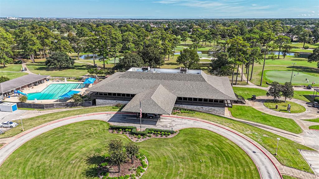 2102 Limrick Drive, Pearland, Texas image 46