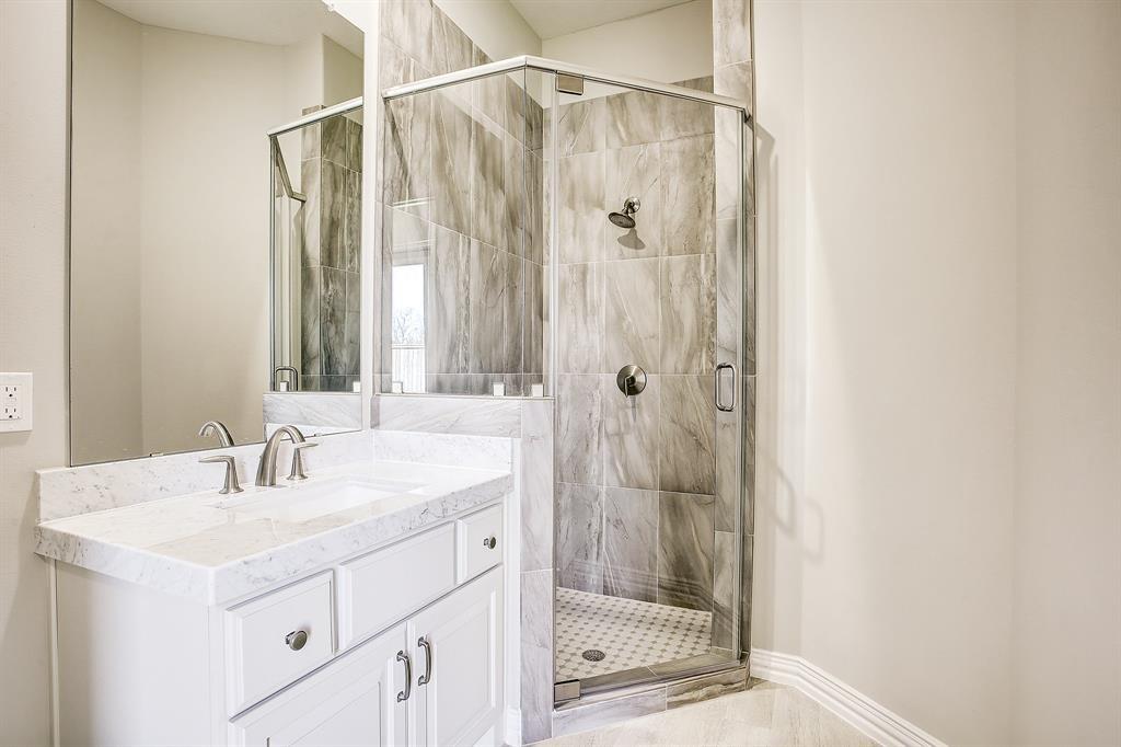 2338 Wyndam Heights Lane, Houston, Texas image 22