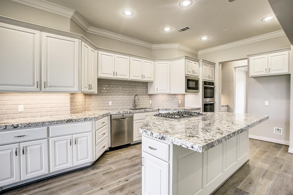 2338 Wyndam Heights Lane, Houston, Texas image 14