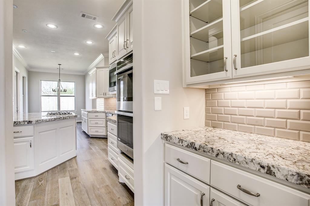 2338 Wyndam Heights Lane, Houston, Texas image 15