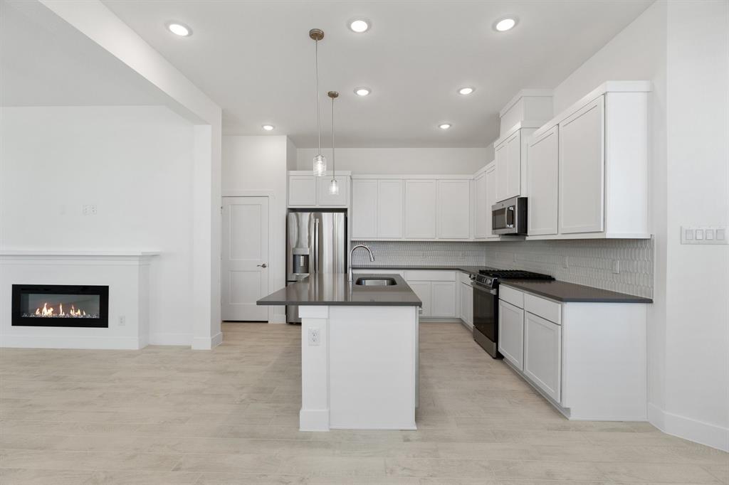 5251 Capricorn Way, Manvel, Texas image 20