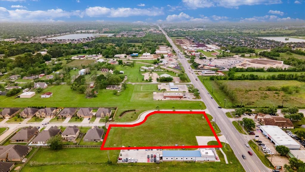 6909 W Broadway Drive, Pearland, Texas image 12