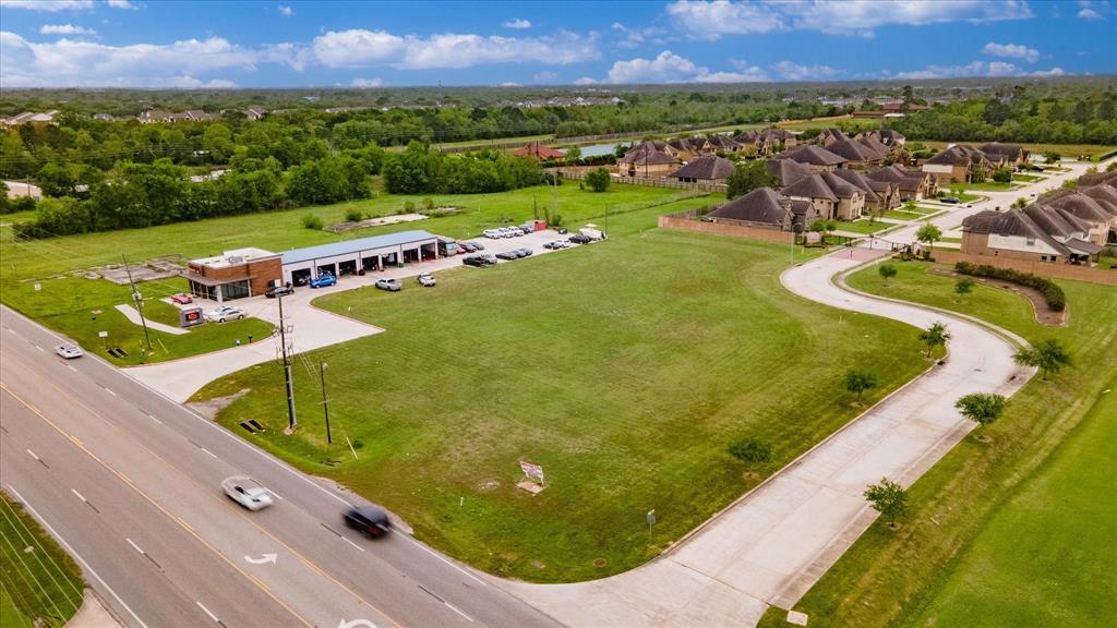 6909 W Broadway Drive, Pearland, Texas image 21
