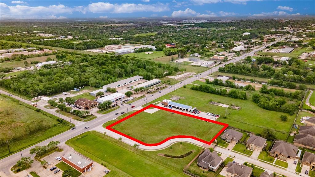 6909 W Broadway Drive, Pearland, Texas image 6