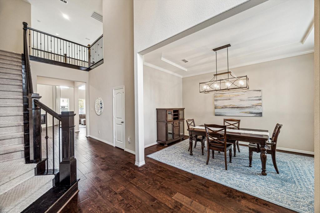 1911 DONNA TEMPLE COURT
