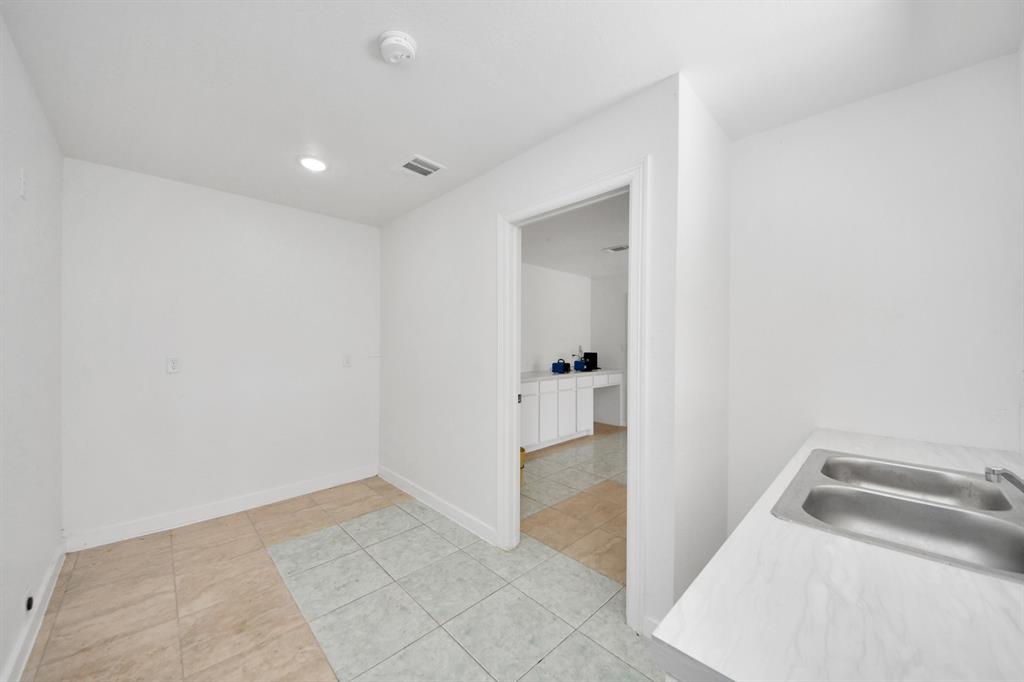 3603 South Street, Brookshire, Texas image 33