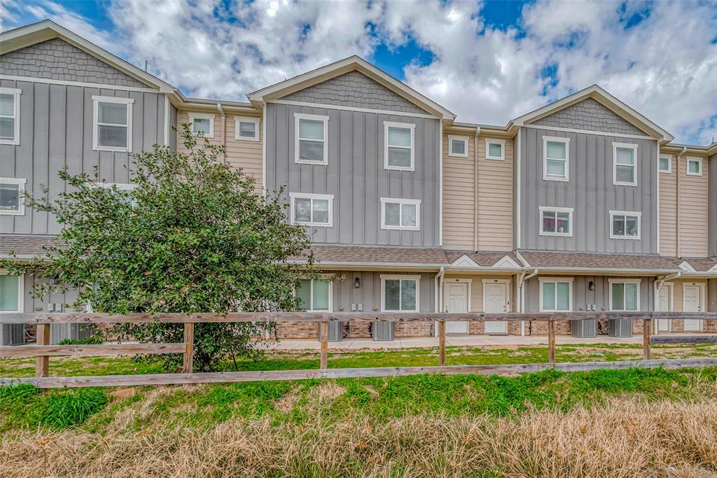 21155 Gosling Road 15 A-B