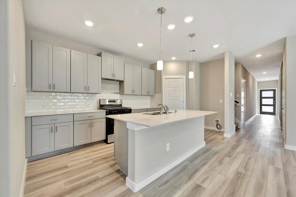 6611 Lenwood Lane, Rosharon, Texas image 4