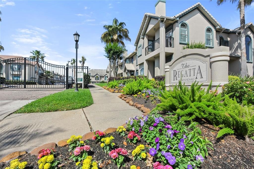 459 Mariners Drive, Kemah, Texas image 2