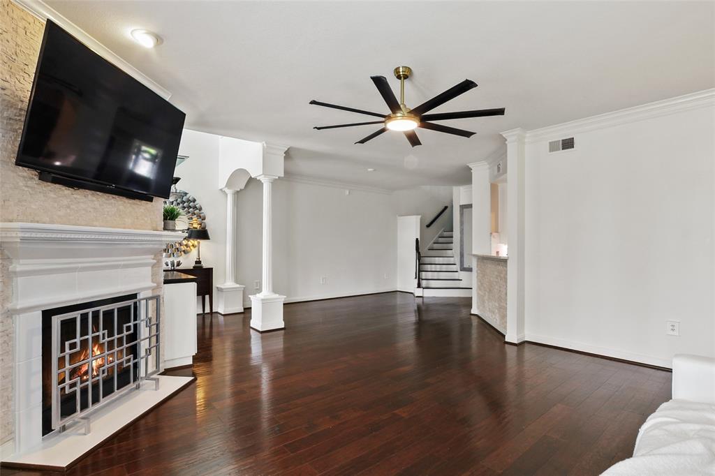459 Mariners Drive