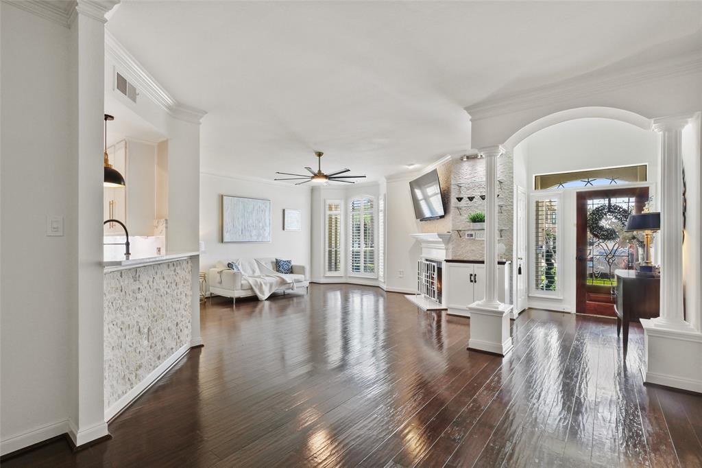459 Mariners Drive