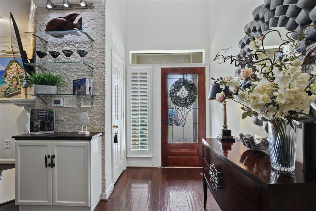 459 Mariners Drive, Kemah, Texas image 6