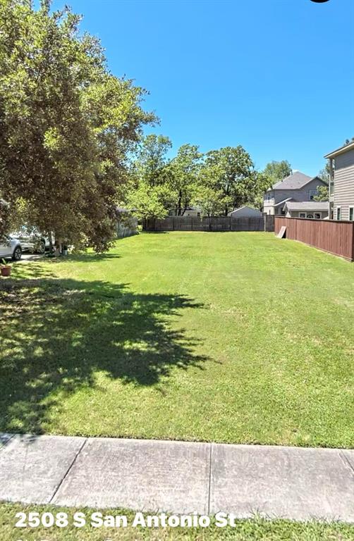 2508 S San Antonio Avenue, Pearland, Texas image 5