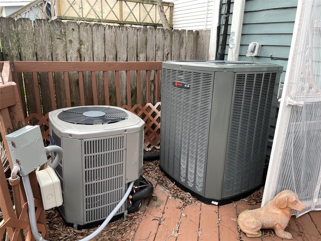 3215 Avenue P 1/2, Galveston, Texas image 19