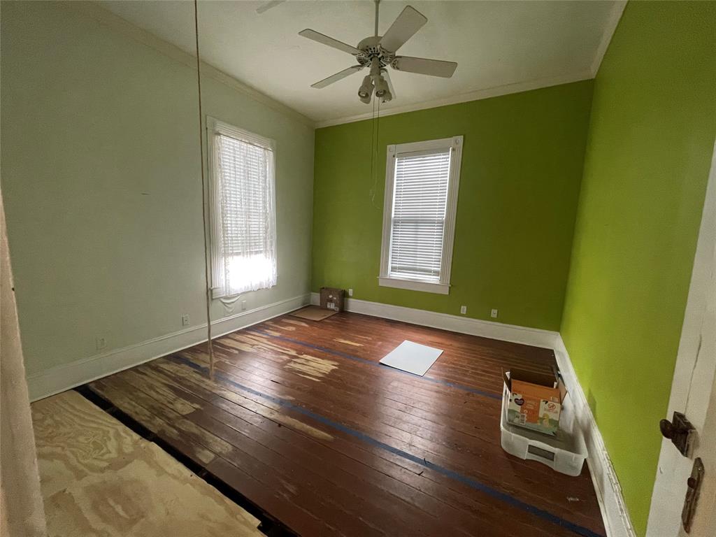 3215 Avenue P 1/2, Galveston, Texas image 10