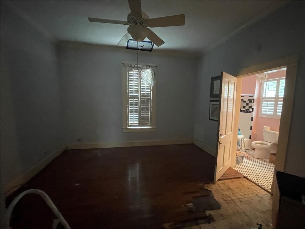 3215 Avenue P 1/2, Galveston, Texas image 23