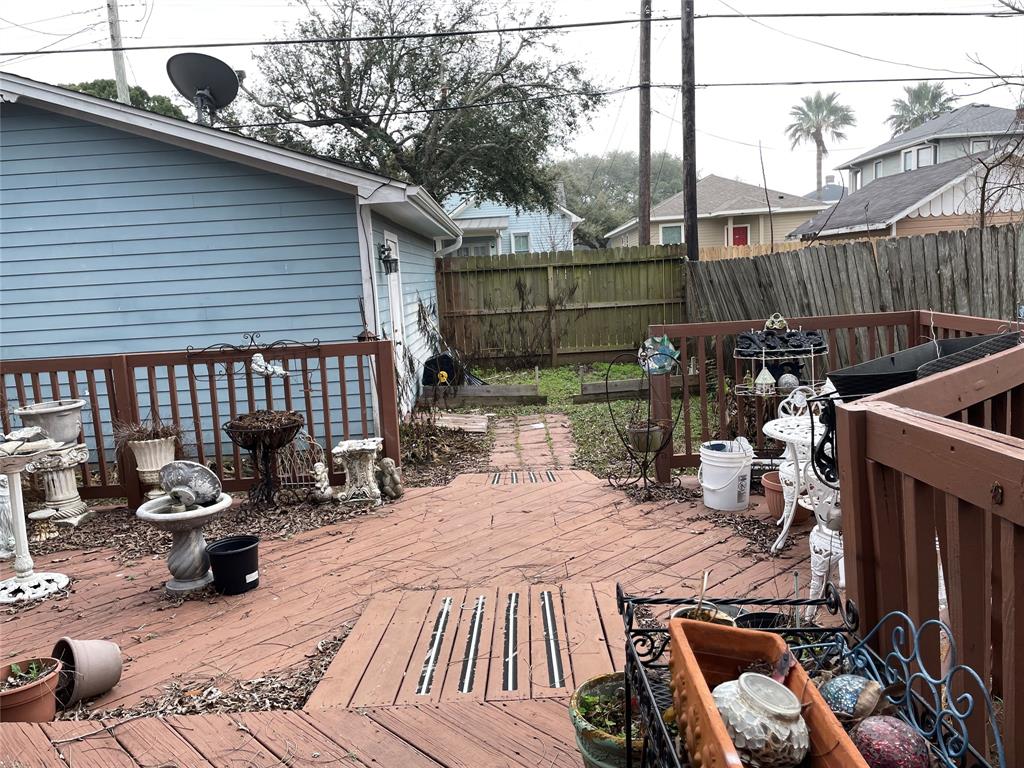 3215 Avenue P 1/2, Galveston, Texas image 20