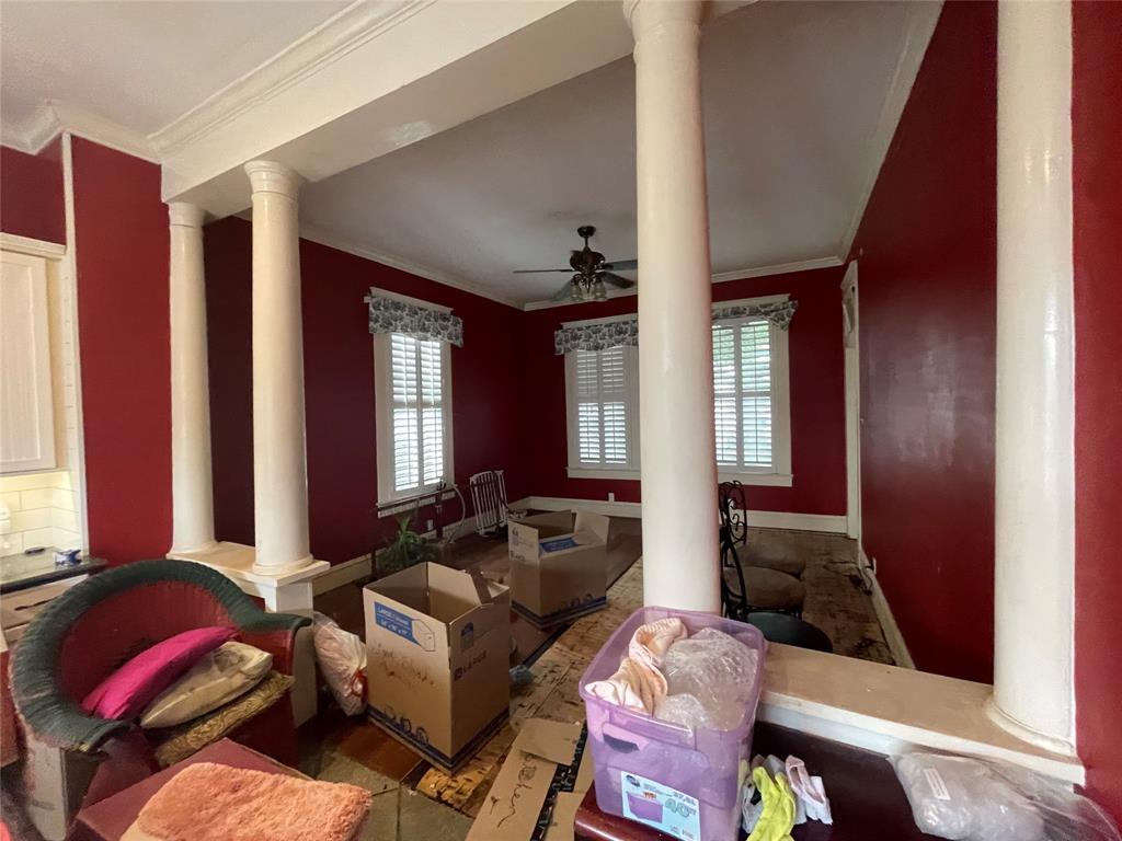 3215 Avenue P 1/2, Galveston, Texas image 3