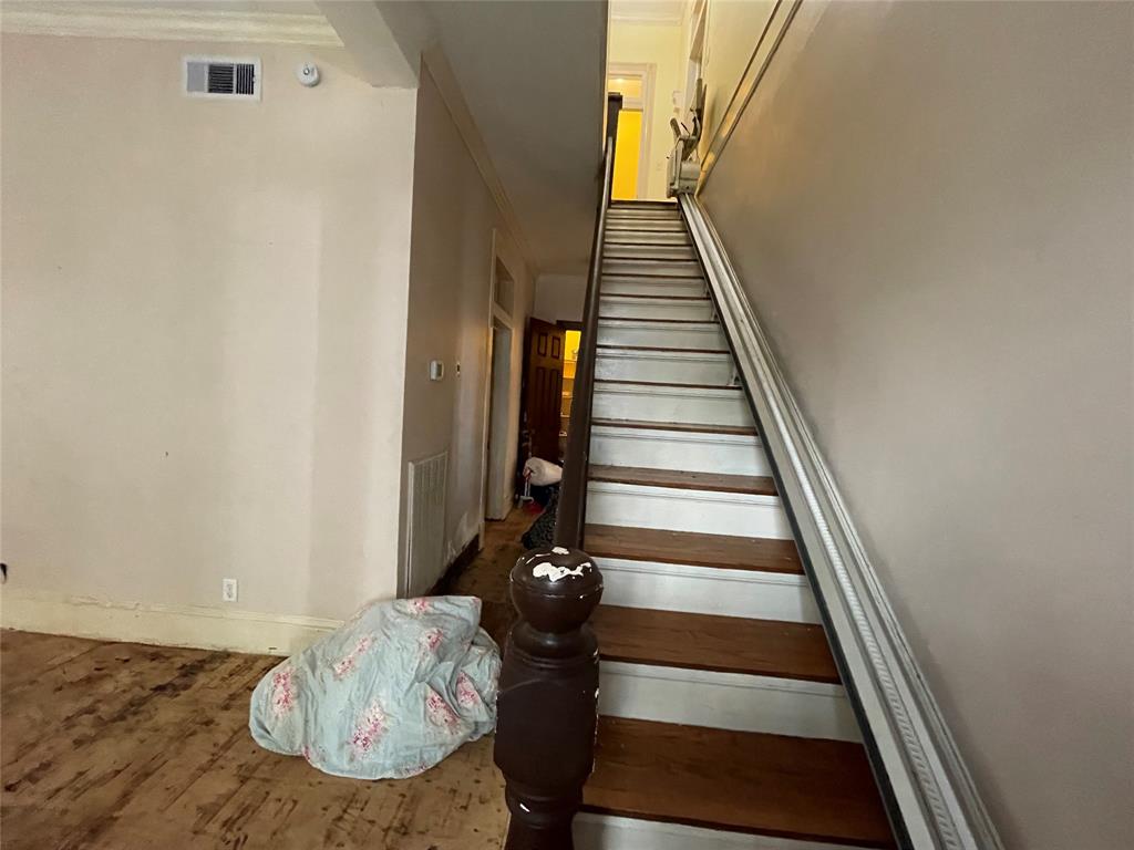 3215 Avenue P 1/2, Galveston, Texas image 8