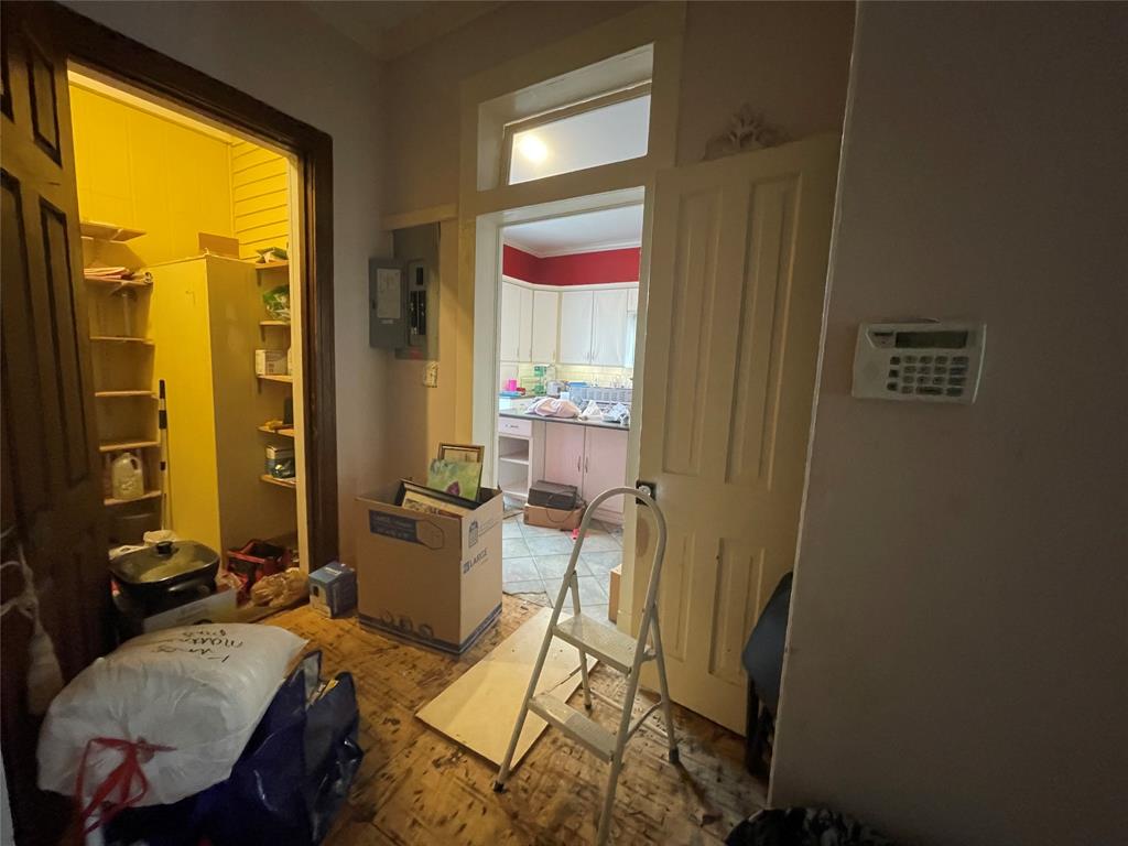 3215 Avenue P 1/2, Galveston, Texas image 4
