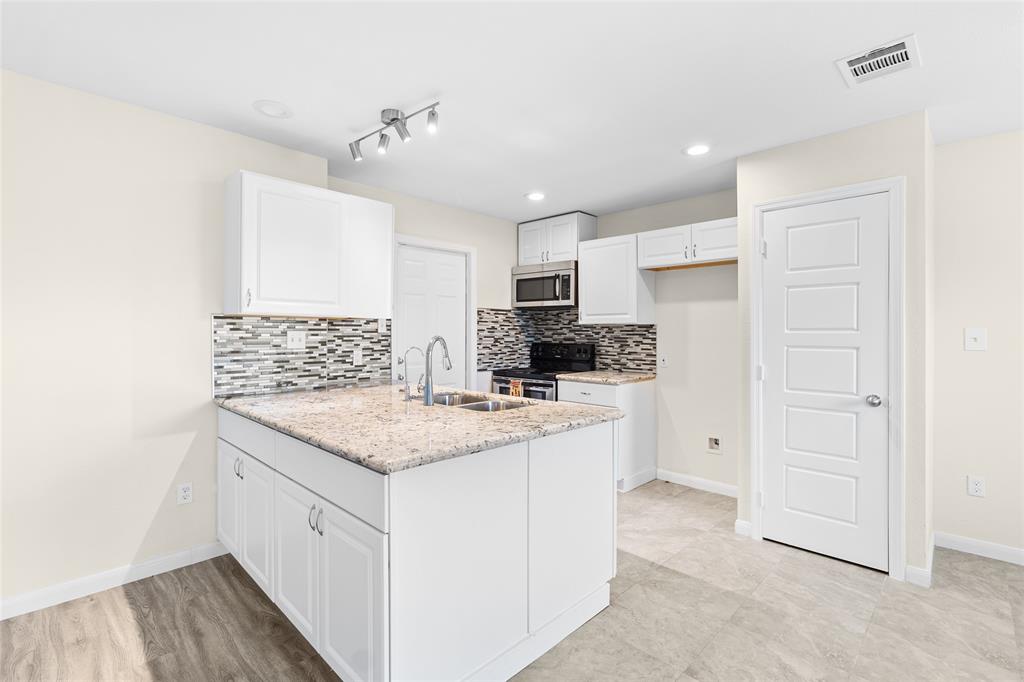4503 Bungalow Lane, Houston, Texas image 16
