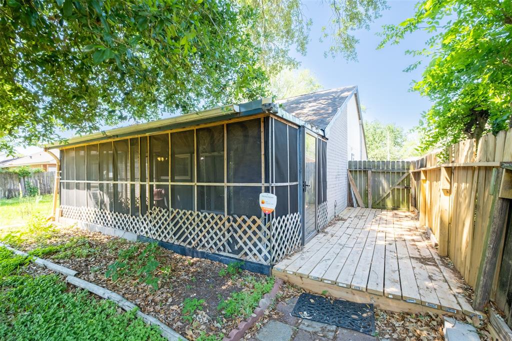 Houston, Texas 77083, United States, 3 Bedrooms Bedrooms, ,2 BathroomsBathrooms,Residential,Pending,110467