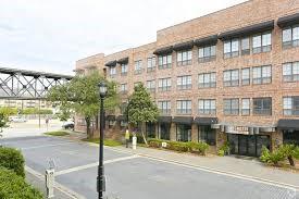 2222 Smith Street 123