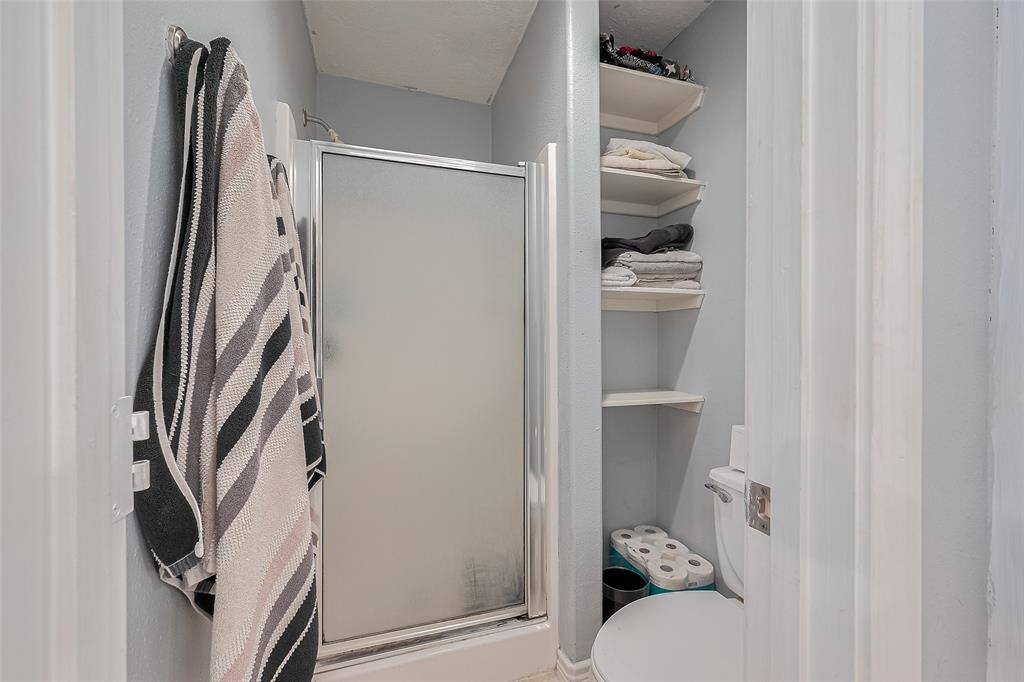 109 Moonspinner Ln, Conroe, Texas image 28