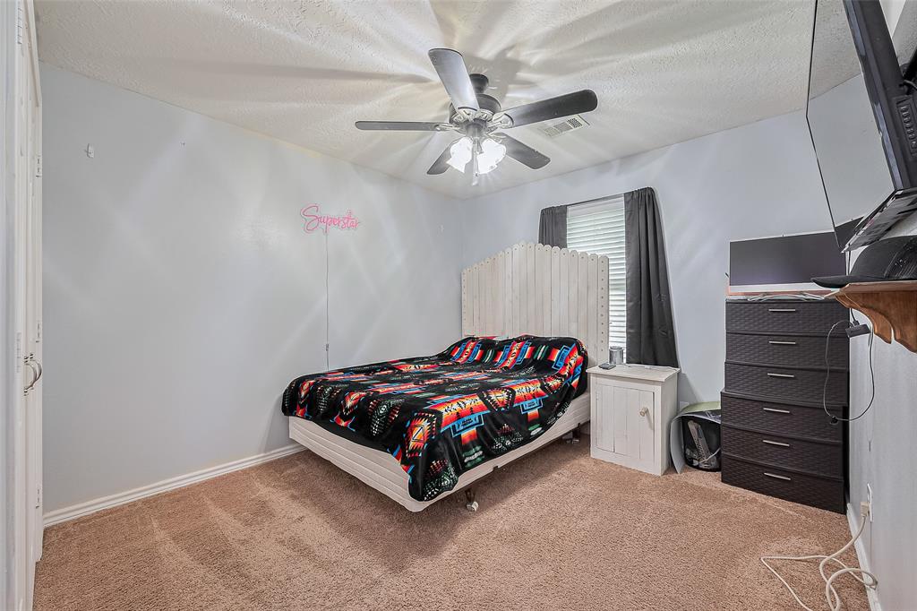 109 Moonspinner Ln, Conroe, Texas image 19