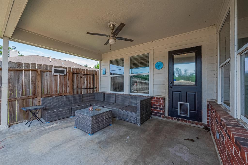 109 Moonspinner Ln, Conroe, Texas image 32