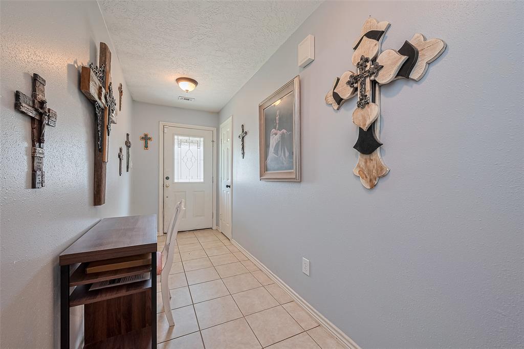109 Moonspinner Ln, Conroe, Texas image 7