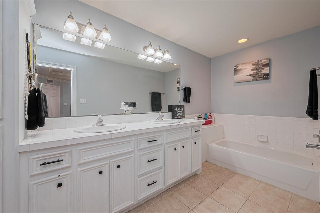 109 Moonspinner Ln, Conroe, Texas image 26