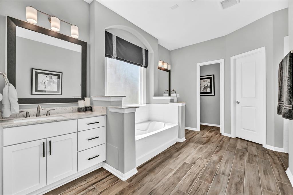2928 Arbor Edge Crossing, Texas City, Texas image 17