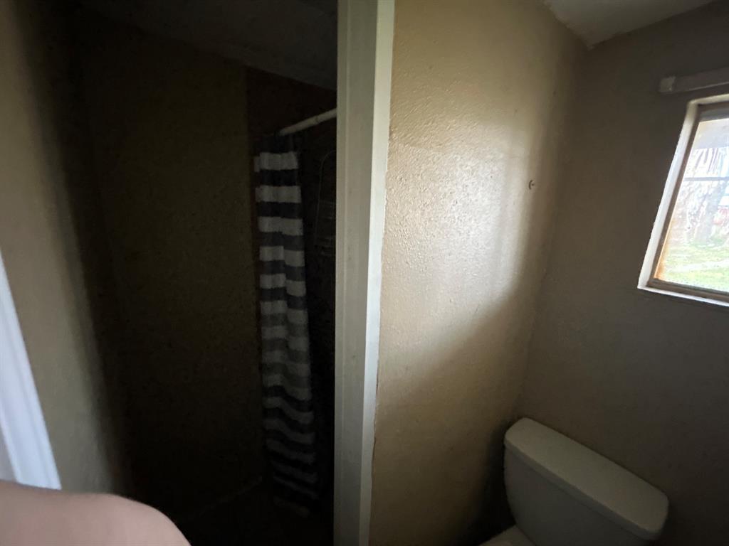 517 Pecan Drive, South Houston, Texas image 8