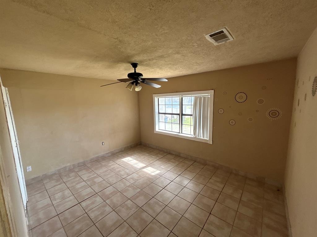 517 Pecan Drive, South Houston, Texas image 16