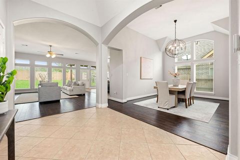 2314 Laurel Loch Lane Pearland TX 77584