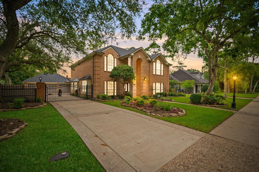 1201 Arbre Lane