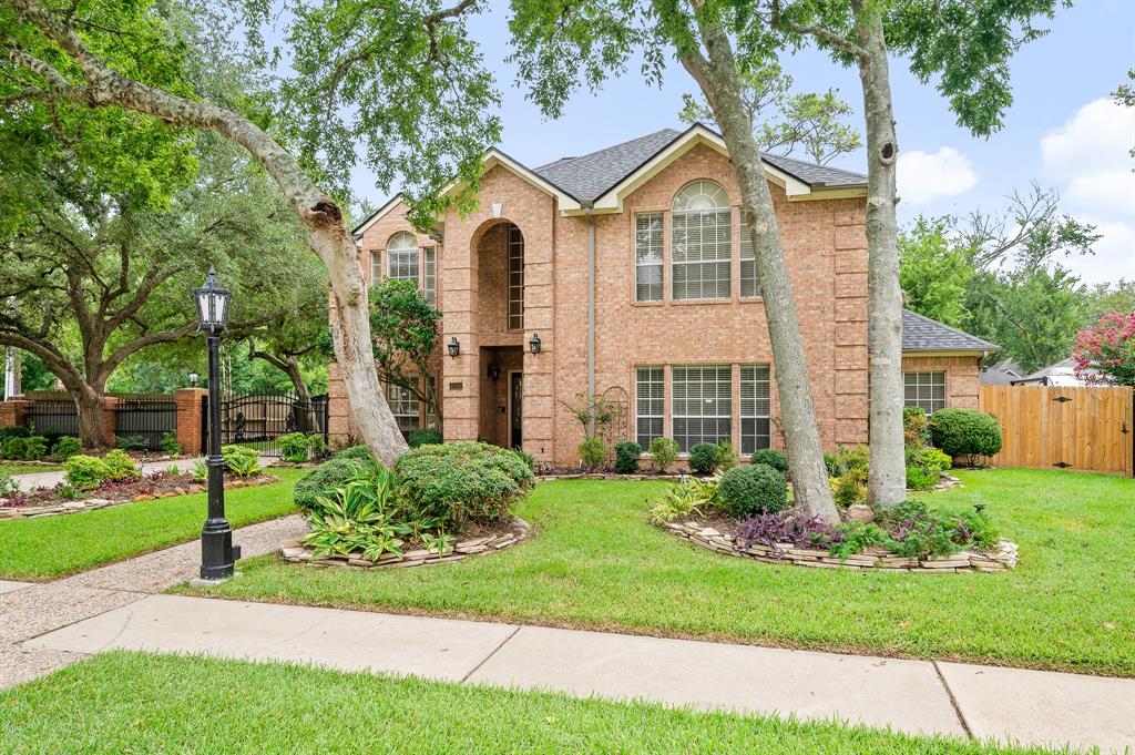 1201 Arbre Lane