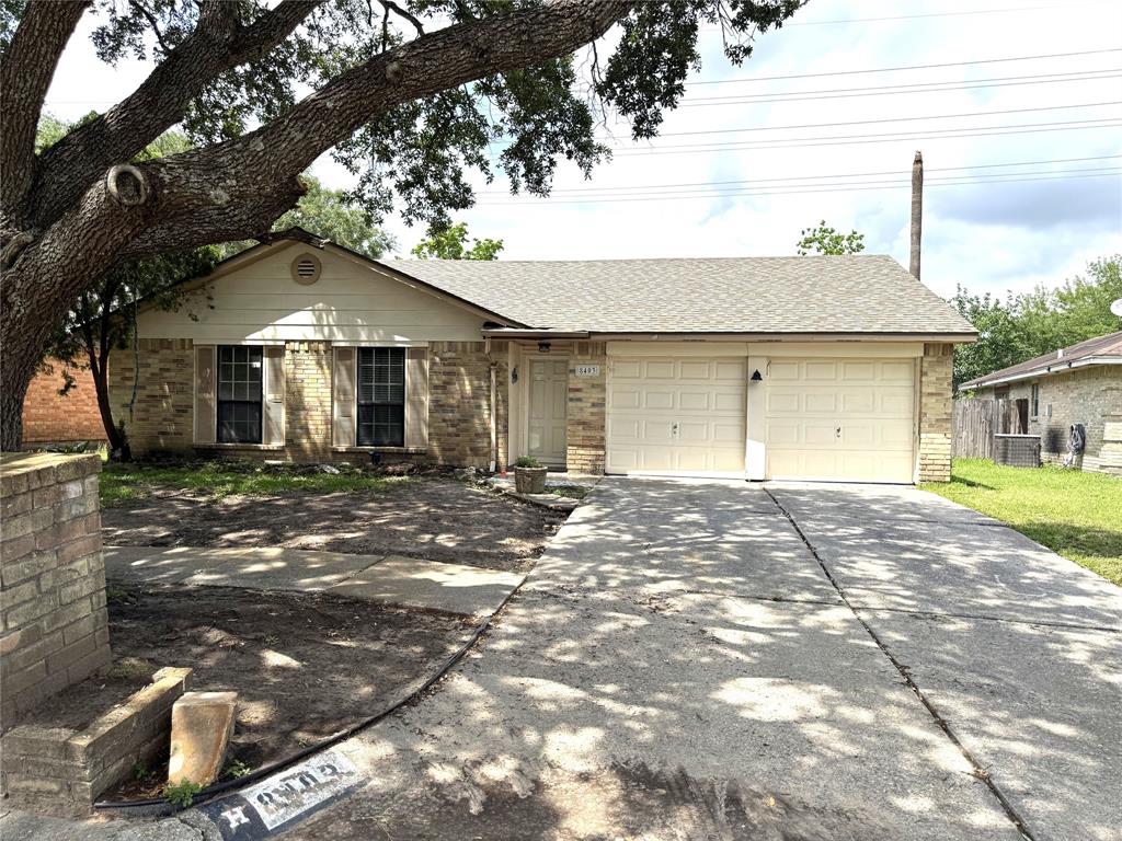 8403 Swan Meadow Lane, Humble, Texas image 1