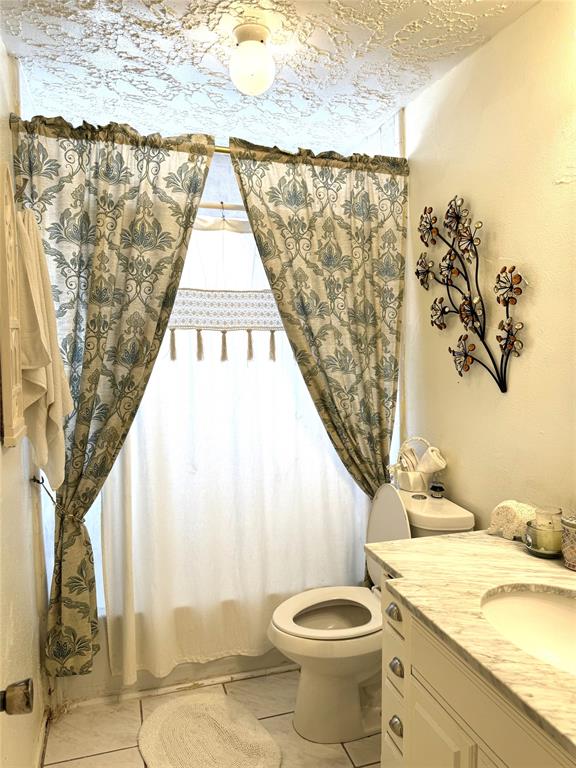 8403 Swan Meadow Lane, Humble, Texas image 11
