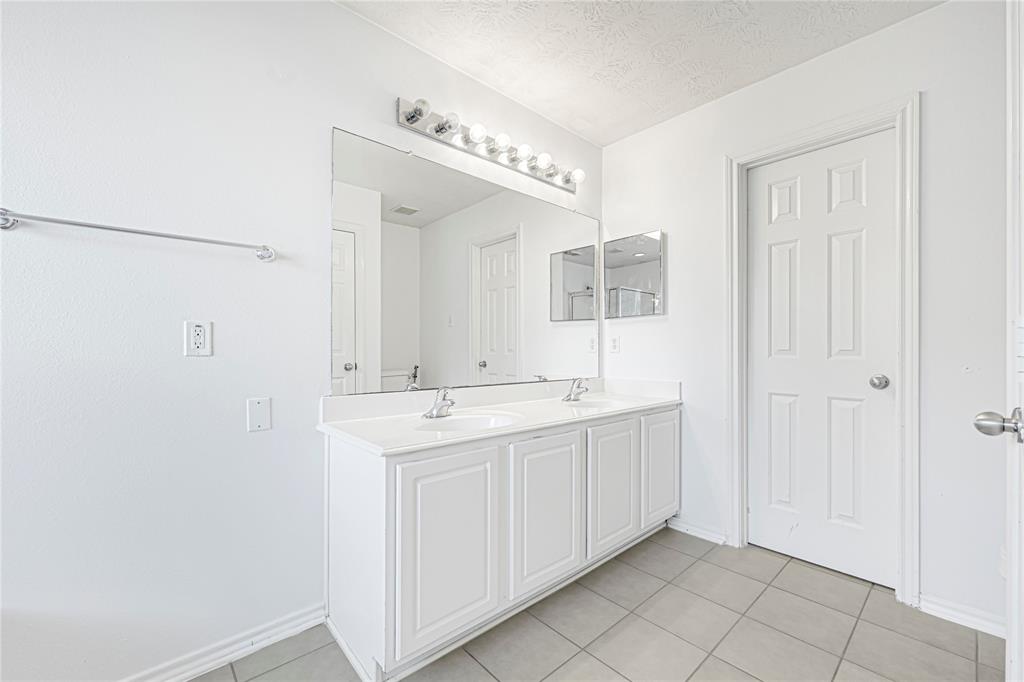 16106 Greenport Lane, Houston, Texas image 13