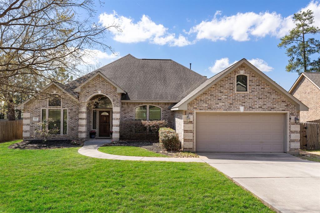 1719 Summergate Drive, Conroe, Texas image 1